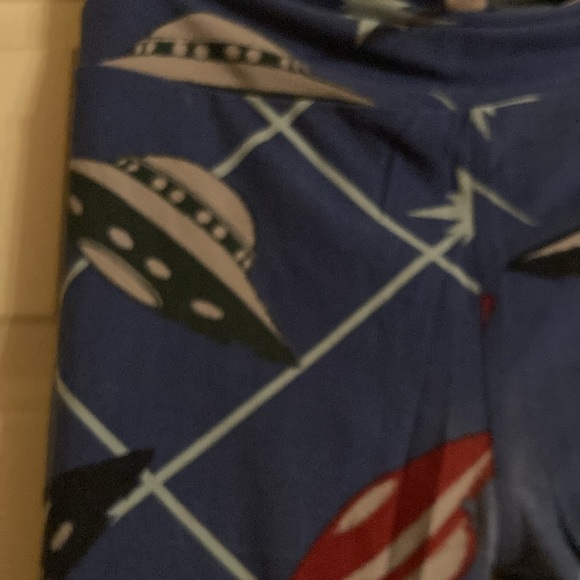 Flying saucer leggings - Picture 3 of 4